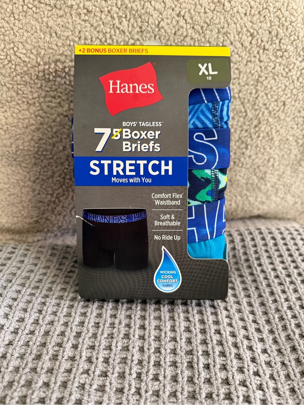 NIB big boys tagless 7 count Hanes boxer briefs. Size XL (18)
